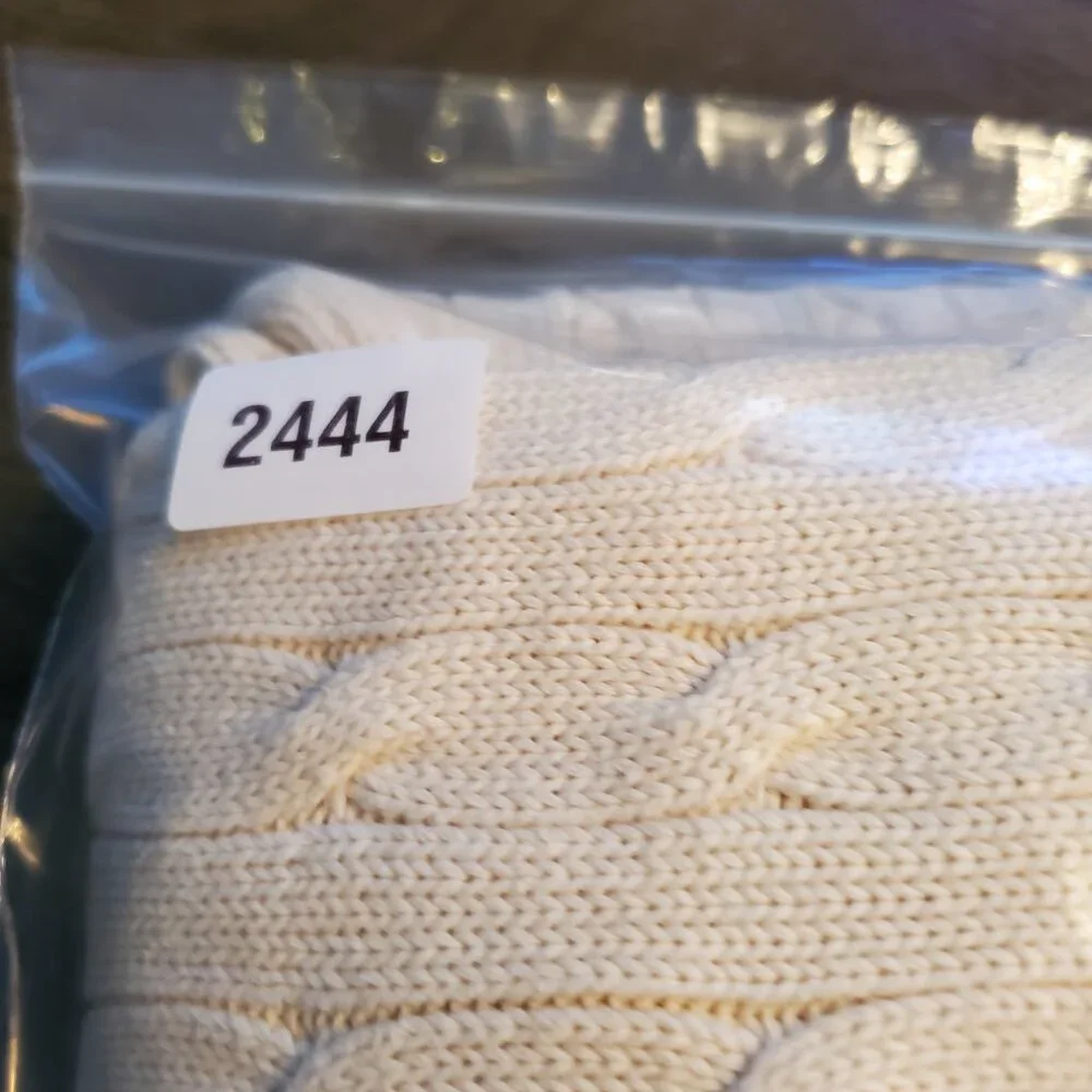 J.Crew Cable Knit Sweater Medium Ivory‎